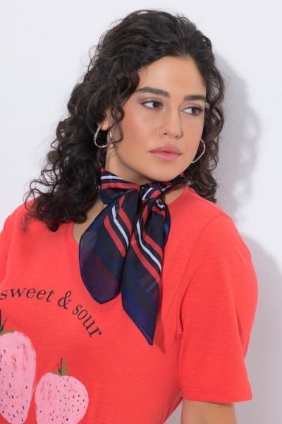 Veliki brojevi Marama moda za punije